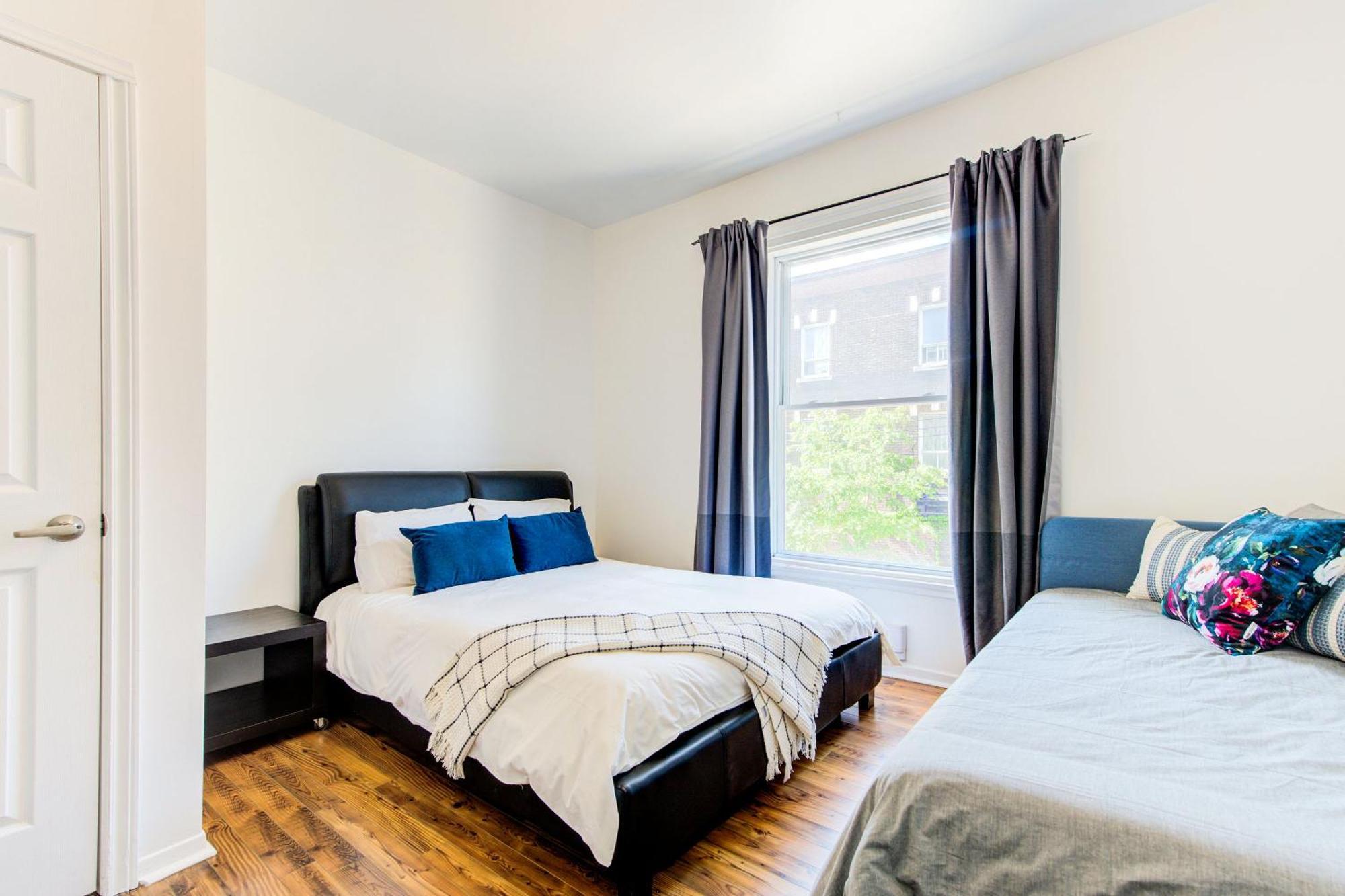 Chez Mont Royal Apartments! مونتريال المظهر الخارجي الصورة