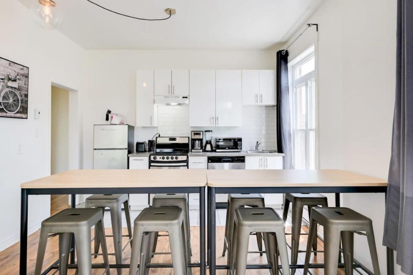 Chez Mont Royal Apartments! مونتريال المظهر الخارجي الصورة