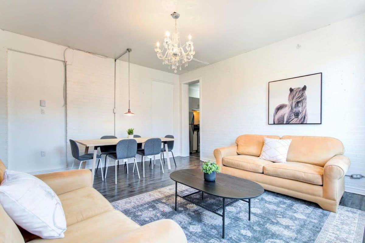 Chez Mont Royal Apartments! مونتريال المظهر الخارجي الصورة